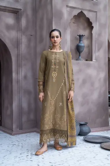 Embroidered Dhanak Kashmeri Shawl Nagar Vol.3 | D07 by PURI FABRICS, RosyBrown