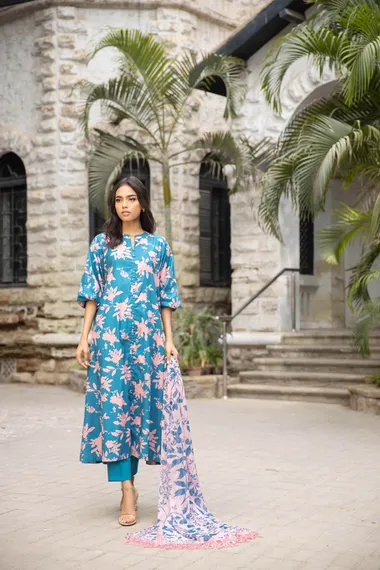printed cambric 3 piece by sahar, Blue