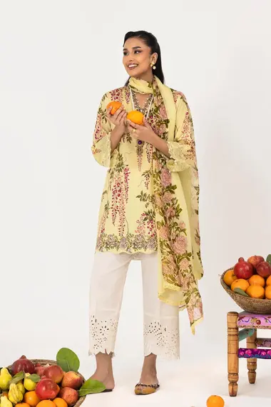 Unstitched Mahay Lawn 3 Piece Suit by SANA SAFINAZ, Yellow